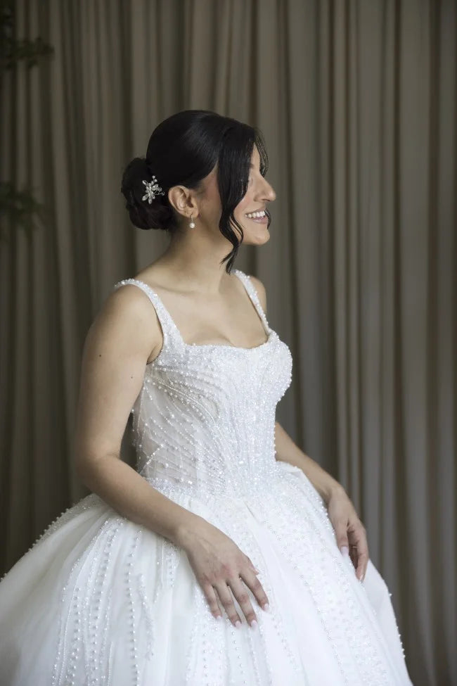 Gorgeous And Sexy A-Line Lace Bead Decoration Women's Wedding Dress Round Tie Train Hall Bridal Gown Vestido De Noiva Customized